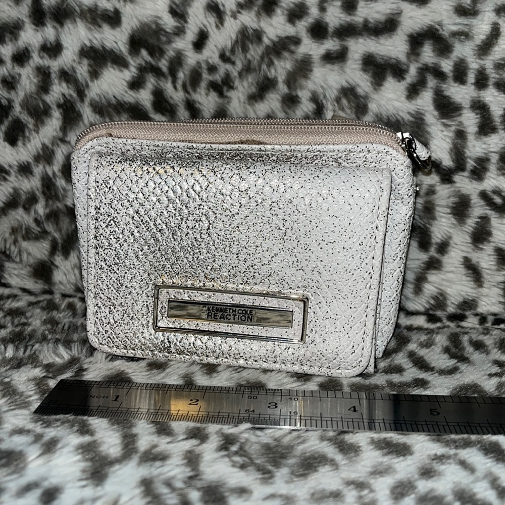 Kenneth Cole Reaction Trifold Shimmer Wallet